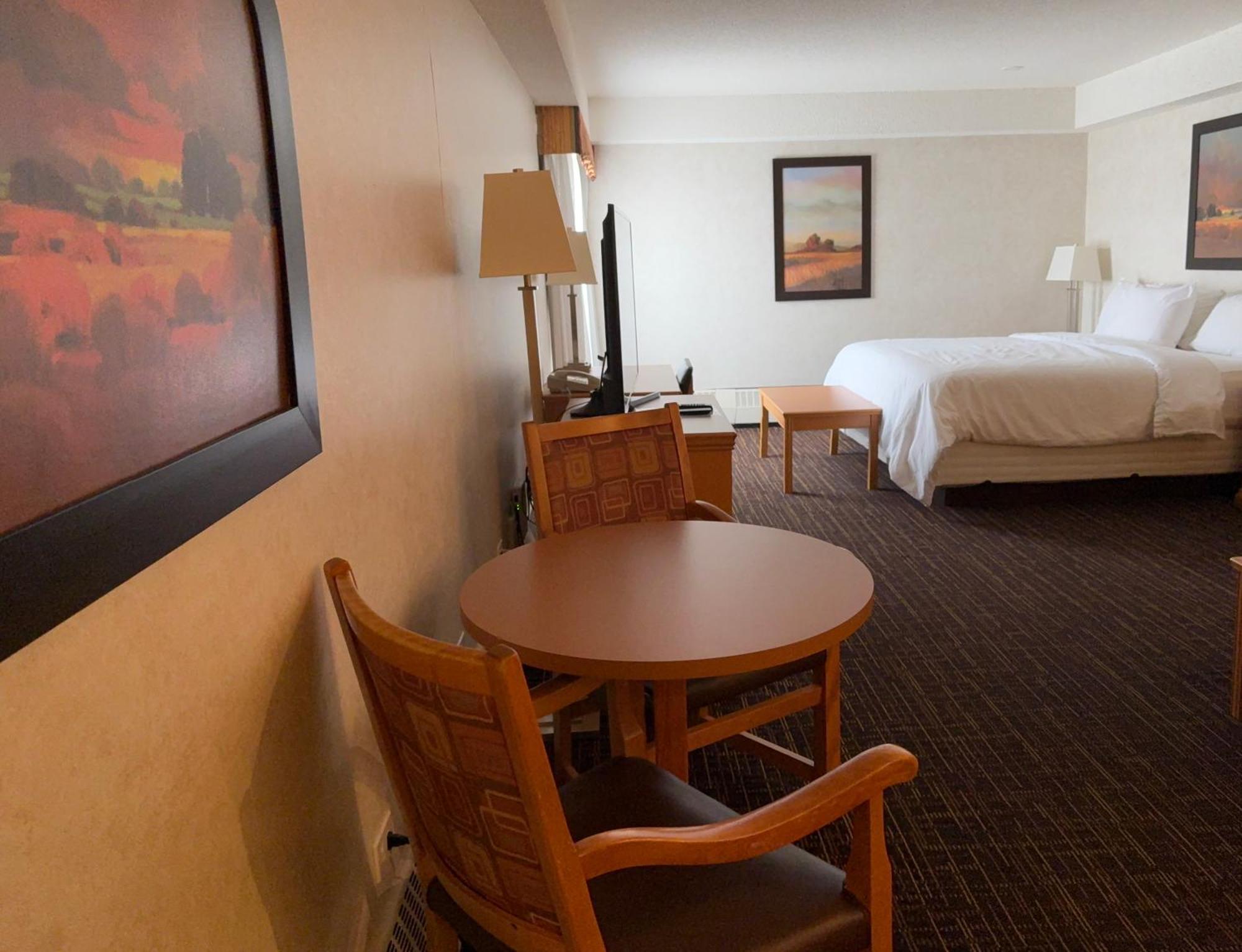 Westlock Inn & Conference Centre Bagian luar foto