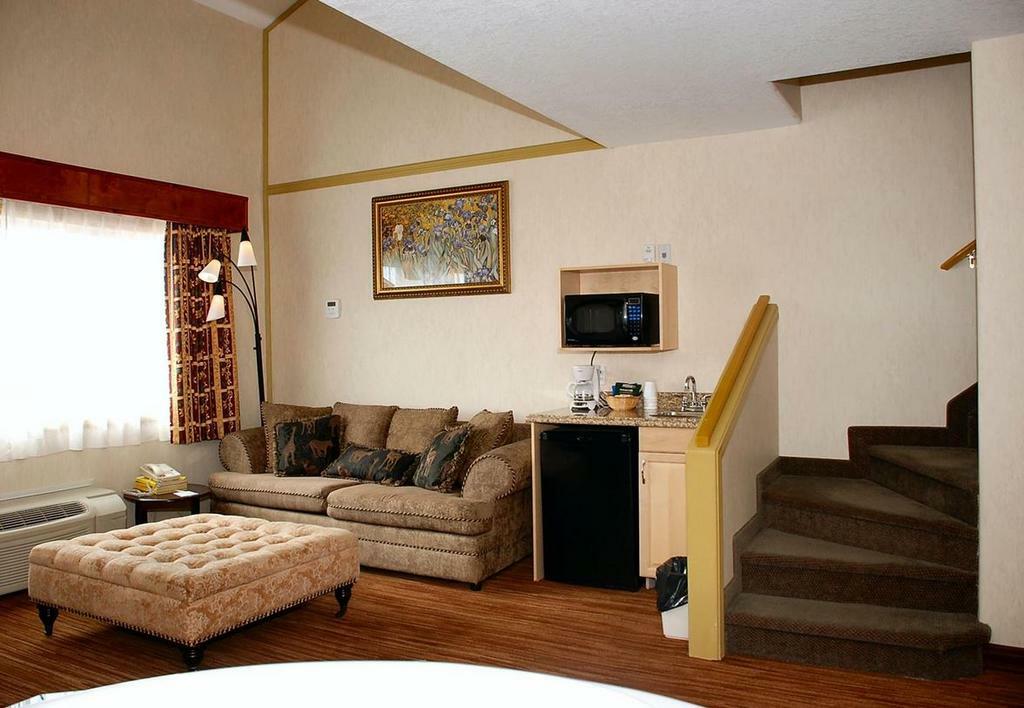 Westlock Inn & Conference Centre Bagian luar foto